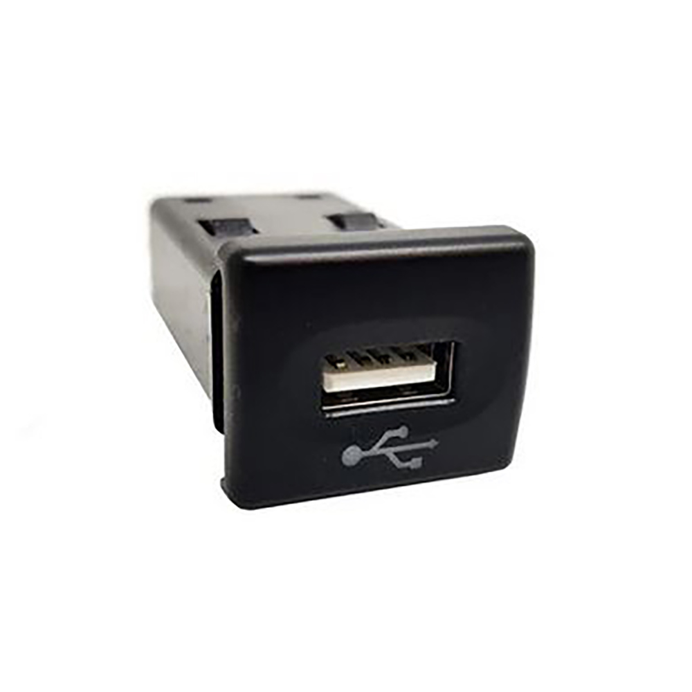 USB Buchse für Land Rover Defender Td5, Tdci / Puma USB Buchse für Land Rover Defender Td5, Tdci / Puma