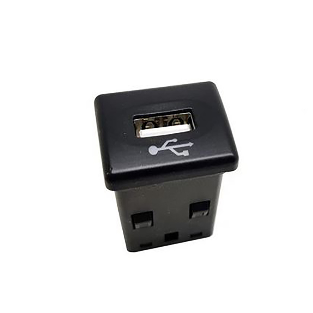 USB Buchse für Land Rover Defender Td5, Tdci / Puma USB Buchse für Land Rover Defender Td5, Tdci / Puma